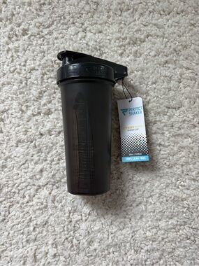 Black Protein Shaker Bottle - 28oz